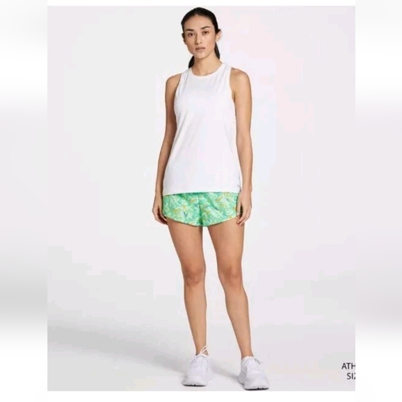 DSG Shorts Mid Rise Stride Run Camo Green Size Women's Small NWT - Picture 2 of 7